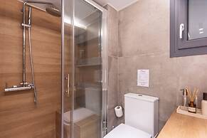 Phaedrus Living Pagkrati Modern Grove