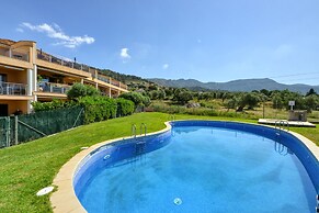Apartment in El Mas Isaac With Pool