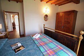 Apartment With Garden in Poppi