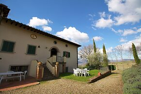 Cosy Apartment in Poppi With Private Terrace