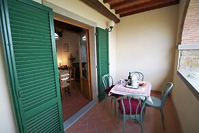 Cosy Apartment in Poppi With Private Terrace