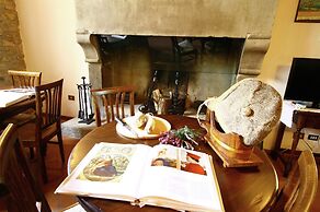 Cosy Apartment in Poppi With Private Terrace