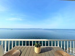 Pretty Apartment With Balcony