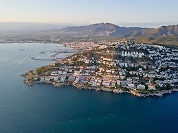 Pretty Apartment With Balcony