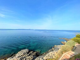 Pretty Apartment With Balcony