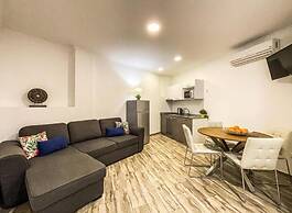 Apartamentos Chorrol