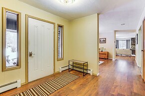 Home 20 Mi to Anchorage & Chugach State Park!