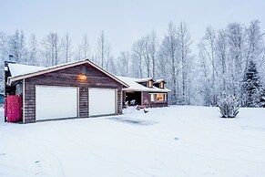 Home 20 Mi to Anchorage & Chugach State Park!
