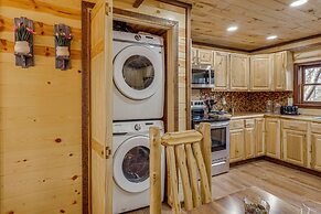 Family-friendly Cabin w/ Hot Tub in Gatlinburg!