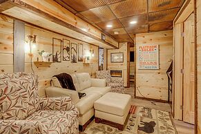 Family-friendly Cabin w/ Hot Tub in Gatlinburg!