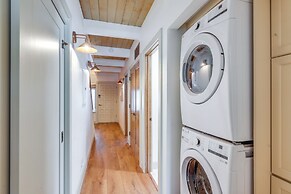 2 Mi to Kings Beach: Lake Tahoe Townhome