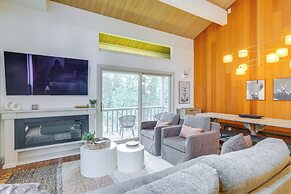 2 Mi to Kings Beach: Lake Tahoe Townhome