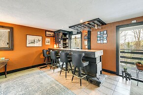 11 Mi to Sugarbush: Eclectic Ski House w/ Hot Tub!