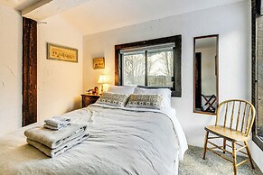 11 Mi to Sugarbush: Eclectic Ski House w/ Hot Tub!