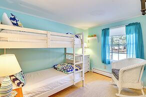 Game Room & Yard: Charming North Creek Home!