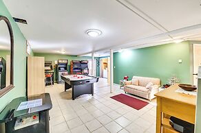 Game Room & Yard: Charming North Creek Home!