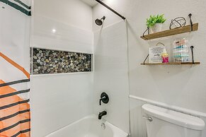 Hike & Explore: 60-acre Outdoor Retreat in Tyler!