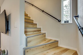 Hike & Explore: 60-acre Outdoor Retreat in Tyler!