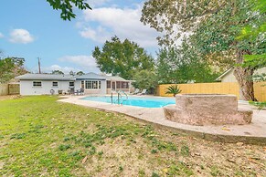 Foosball Games & Al Fresco Dining: Pensacola Home!