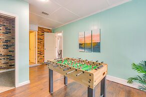 Foosball Games & Al Fresco Dining: Pensacola Home!
