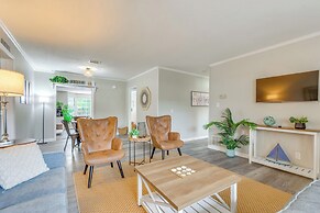 Foosball Games & Al Fresco Dining: Pensacola Home!