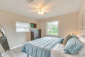 Foosball Games & Al Fresco Dining: Pensacola Home!