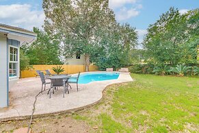 Foosball Games & Al Fresco Dining: Pensacola Home!