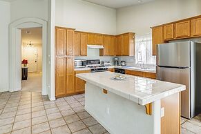 17 Mi to Napa: Spacious Vallejo Family Home!