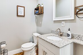 East End River Retreat: Dogs Welcome!