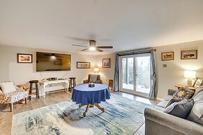 Knoxville Home: On-site Hiking & Outdoor Kitchen!