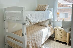 Private Lakeview Haven in Rockford