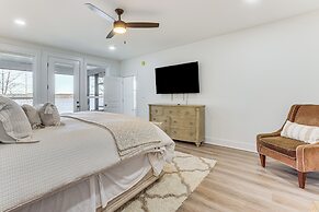 Private Lakeview Haven in Rockford