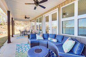 Private Lakeview Haven in Rockford