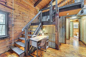 Family-friendly Tyrone Cabin w/ Deck Near Hiking
