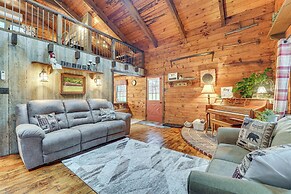 Family-friendly Tyrone Cabin w/ Deck Near Hiking