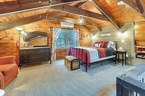 Family-friendly Tyrone Cabin w/ Deck Near Hiking