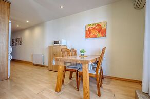 Centrally Heated Apt. in Roses