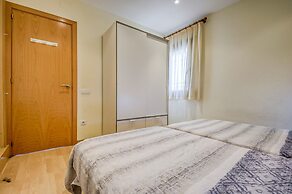 Centrally Heated Apt. in Roses