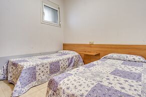 Apartment in Roses Near Sand Beach