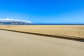 Apartment With Mountain Views