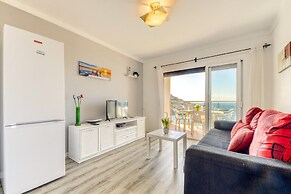 Cozy Apartment in Roses Centro