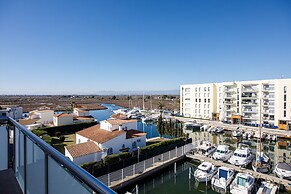 Beautiful Apartment With View