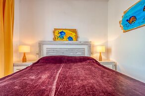 Bright Apartment in Nature