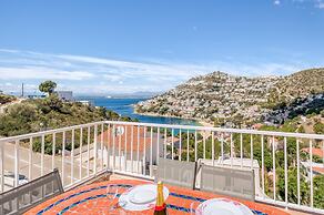 Bright Apartment in Nature