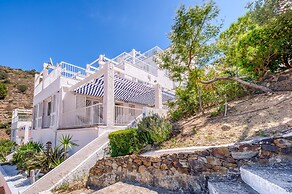 Bright Apartment in Nature
