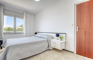 Apartment With Scenic View