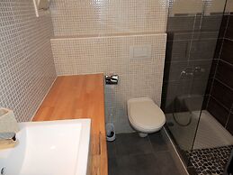 Apartment in Roses With Balcony