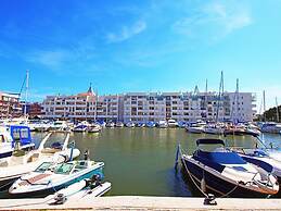 Lush Apartment in Costa Brava