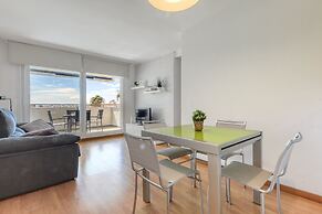 Charming Apartment With Patio