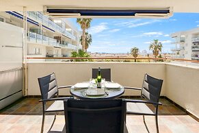 Charming Apartment With Patio